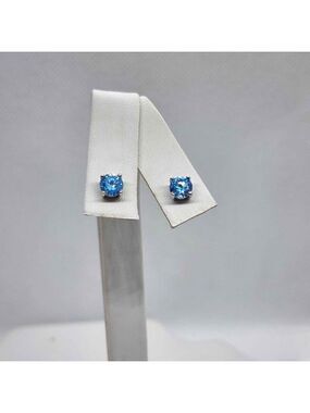 Baby Blue Gemstone Stud Earrings in 925 Sterling Silver – Brand New